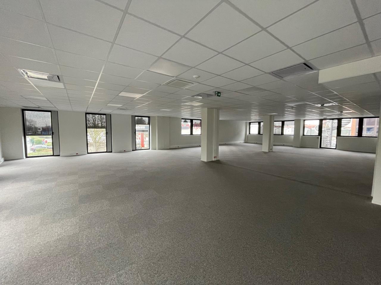 Bureau La Madeleine 1819m² Location bureau La Madeleine Nord OLBUR2114213 8